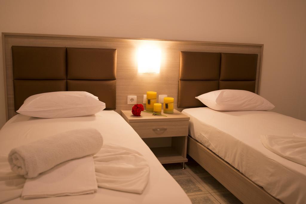 Porto Psakoudia Apartment Ruang foto